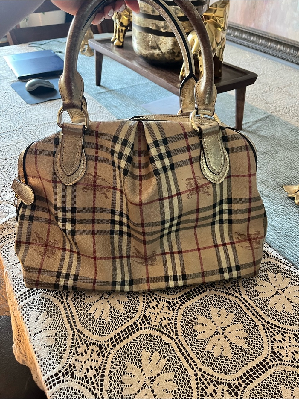 Burberry Purse - Picture 8 of 16